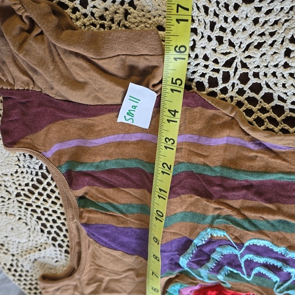 Inner child top size small - Picture 5 of 9